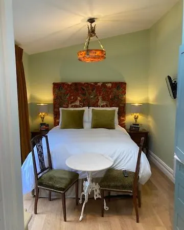 West House -sea Views