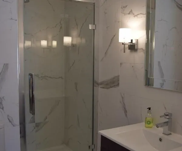 West House -sea Views